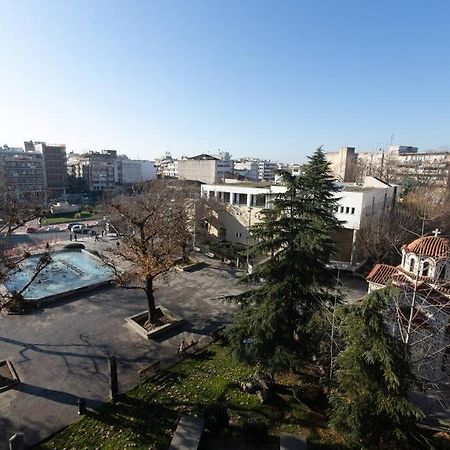 Λάρισα Διαμέρισμα Με Θέα Πλατεία Στο Κέντρο Της Πόλης Daire Dış mekan fotoğraf